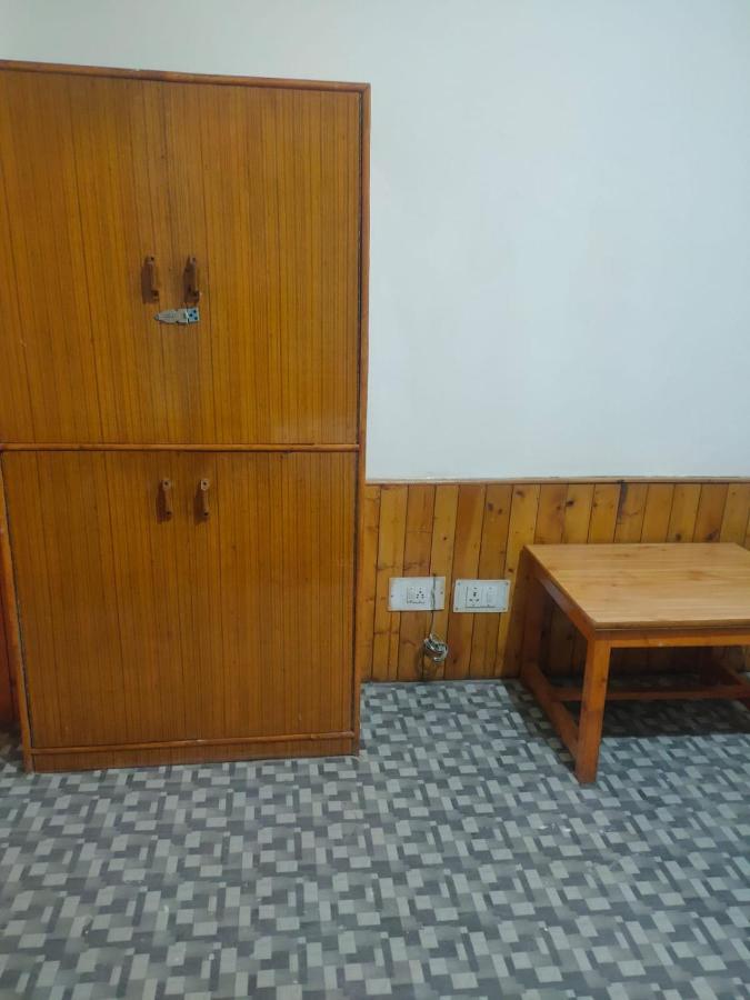 Roop Mountain Homestay Manāli Стая снимка
