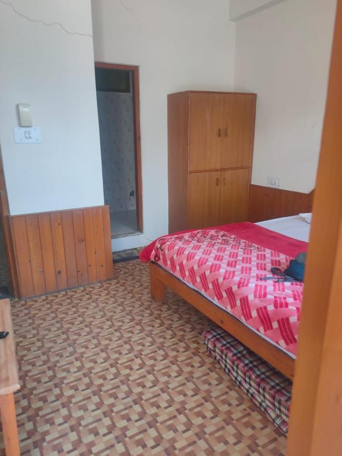 Roop Mountain Homestay Manāli Екстериор снимка