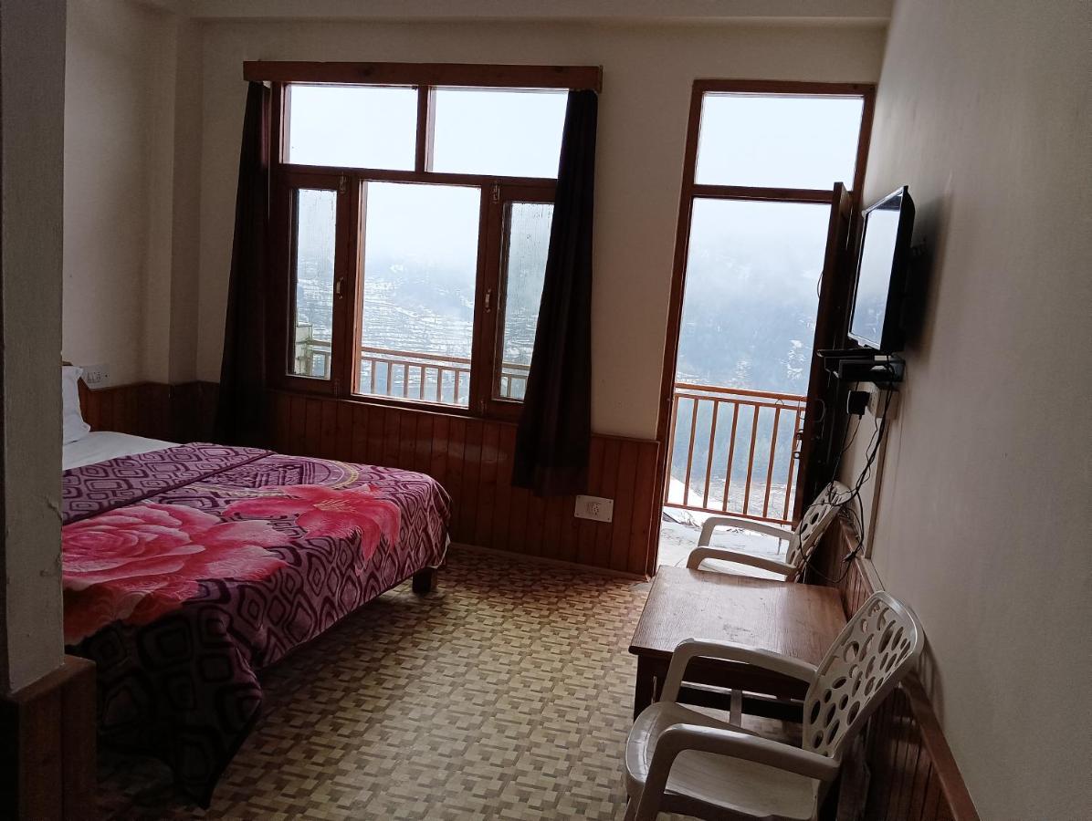 Roop Mountain Homestay Manāli Екстериор снимка